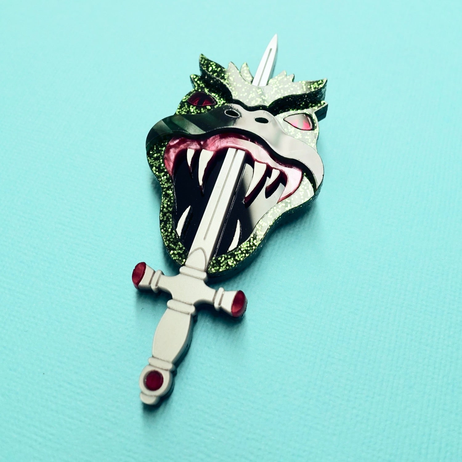 Basilisk Sword Brooch - edenki