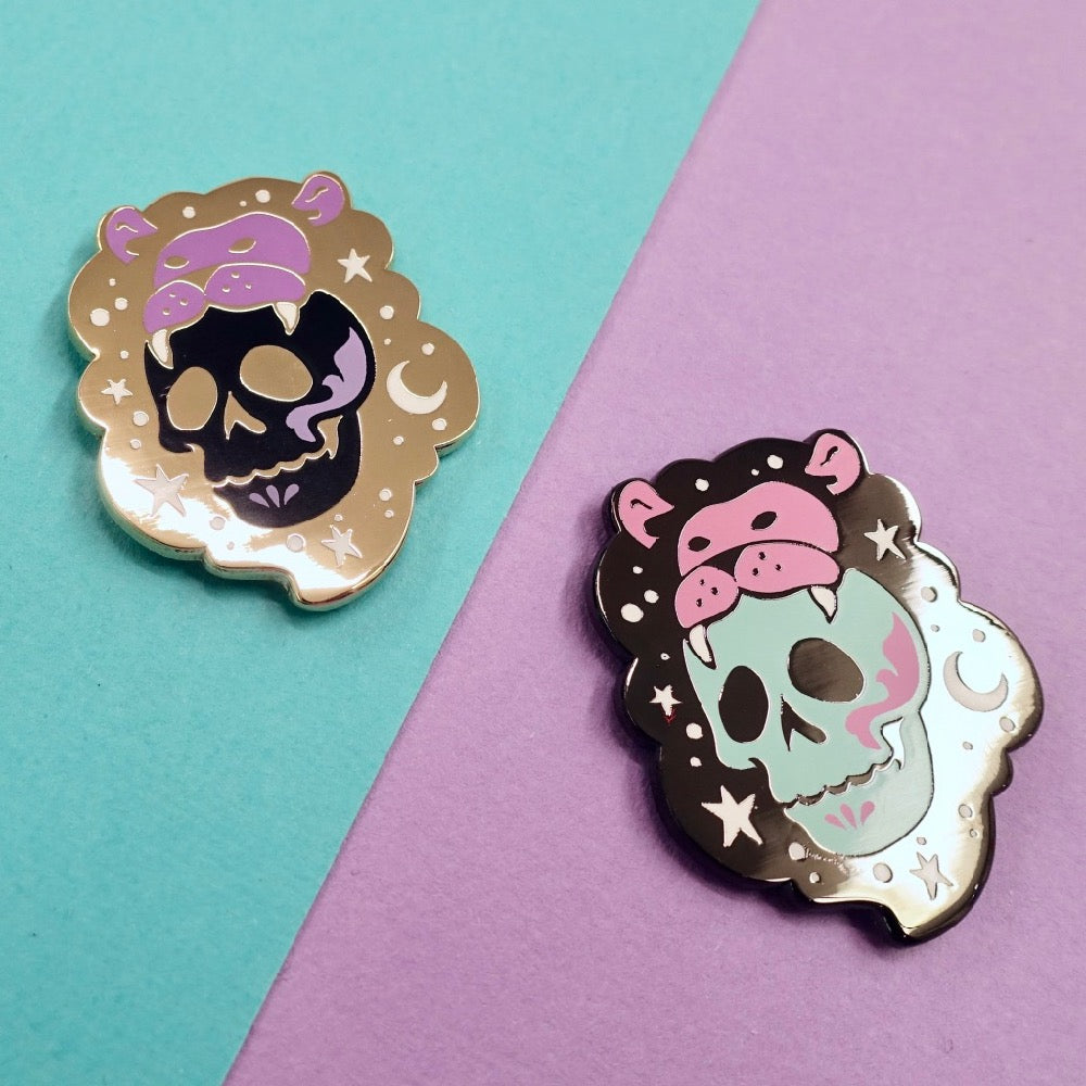 Skull Zodiac Enamel Pin - Leo